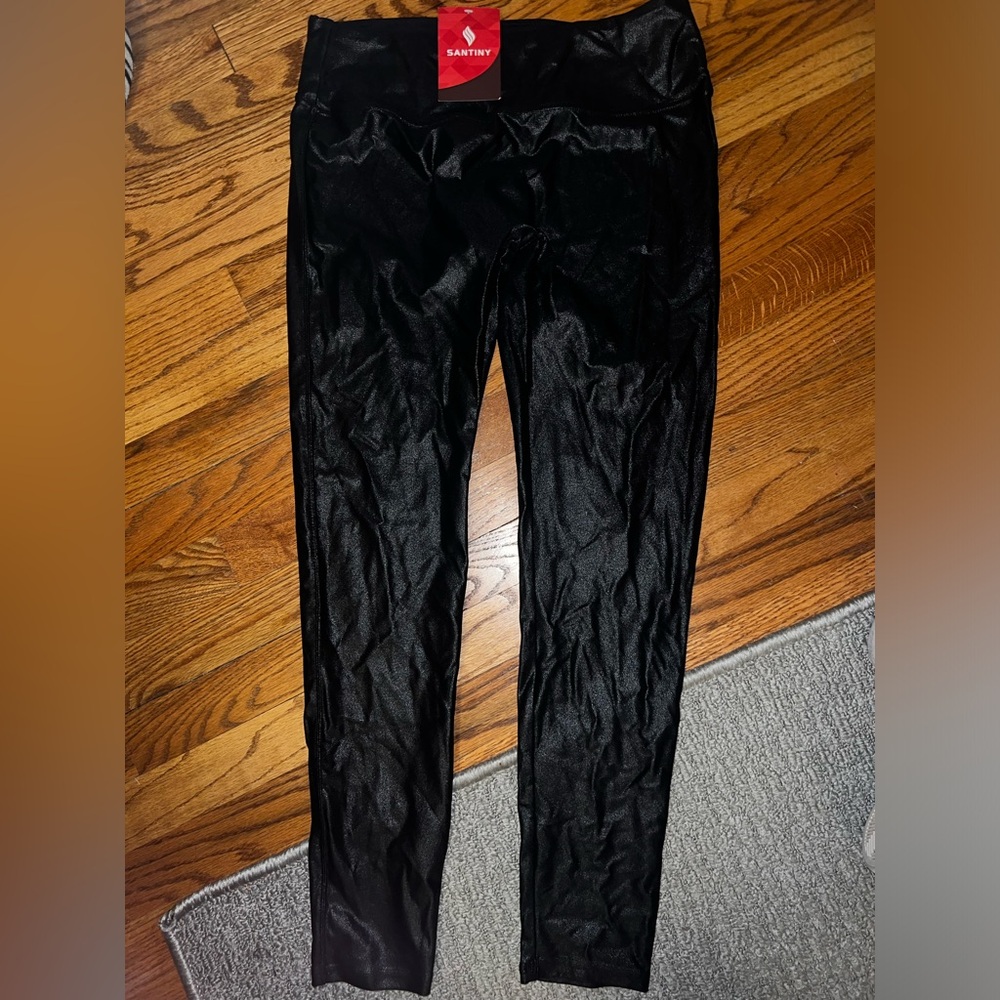 Metallic black leggings